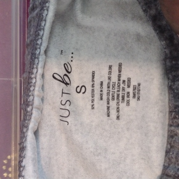 Queen Shirt With shorts bundle new - Picture 13 of 15